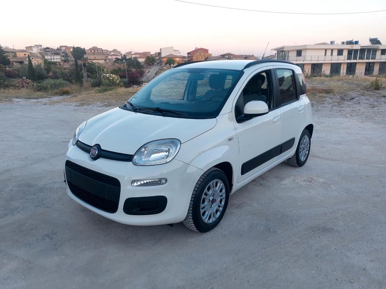 Fiat New Panda 1.2 Emotion