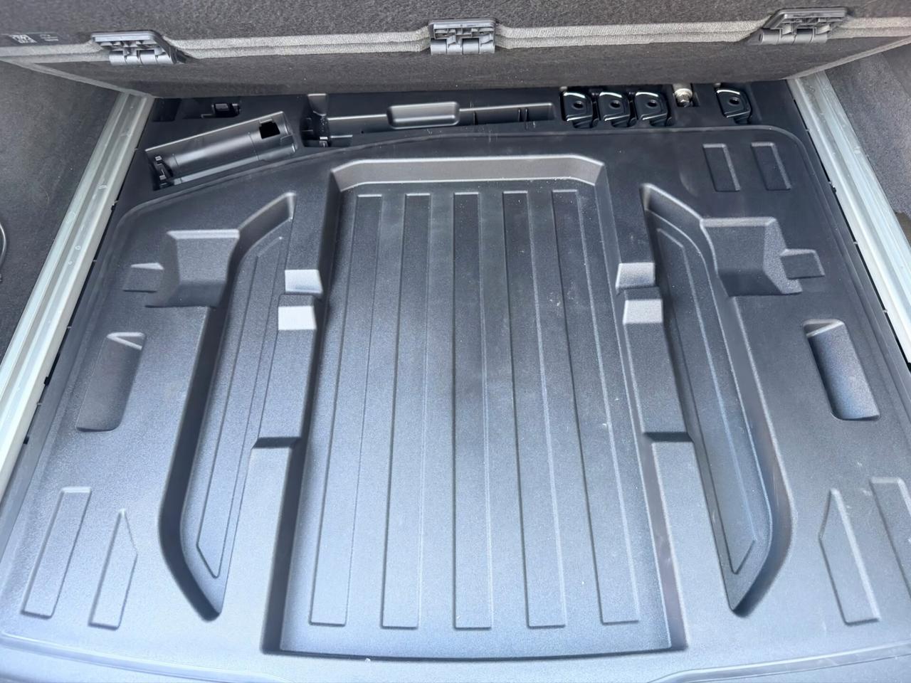 Audi A6 Avant 2.0 TDI S tronic S-LINE/CERCHI 19"