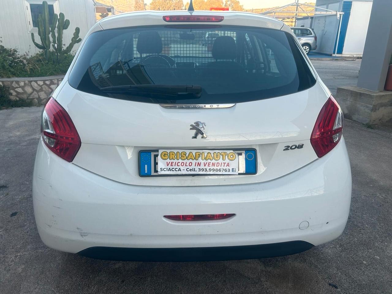 Peugeot 208 1.4 HDi 68 CV Autocarro