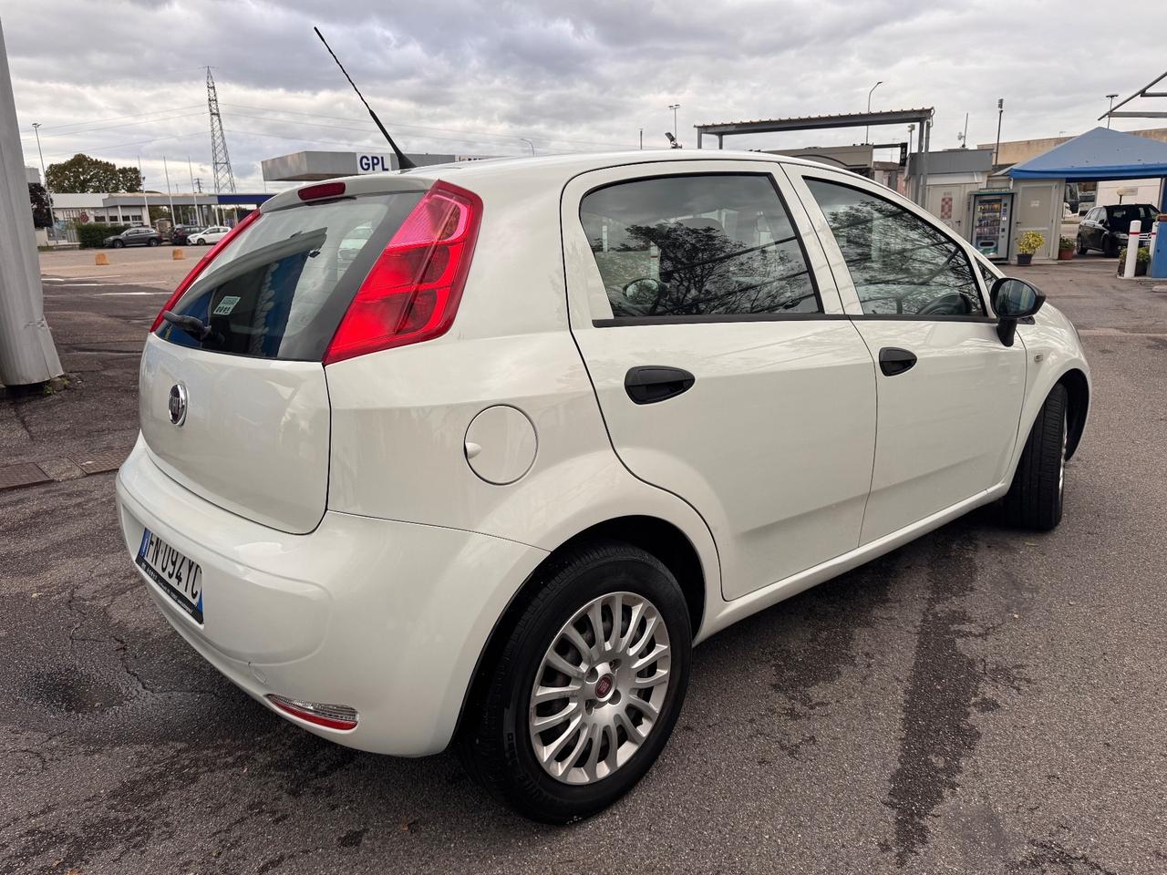 Fiat Punto 1.2 8V 5 porte Street