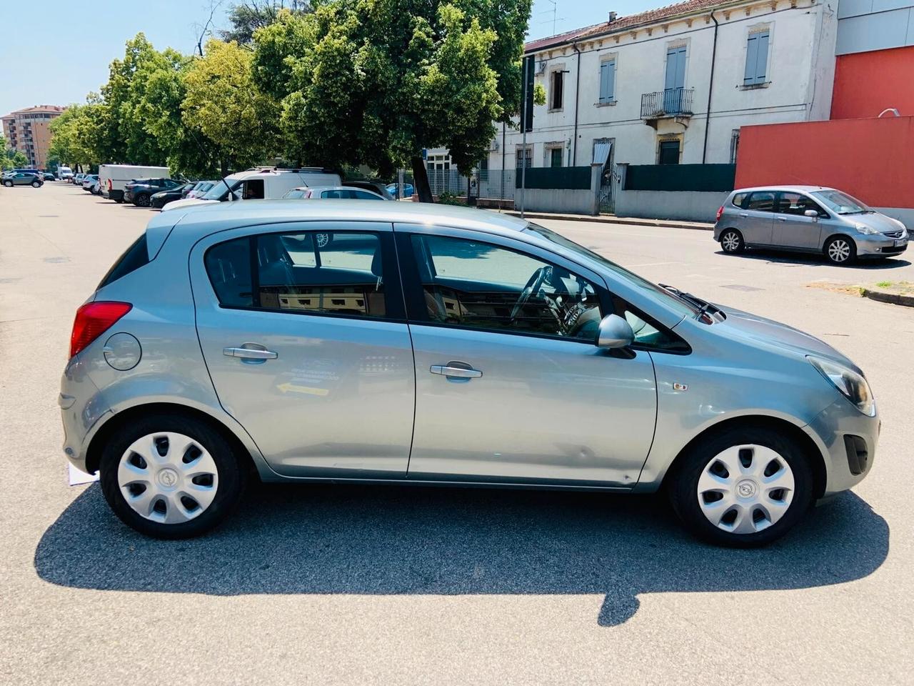 Opel Corsa 1.2 85CV 5 porte GPL-TECH Edition
