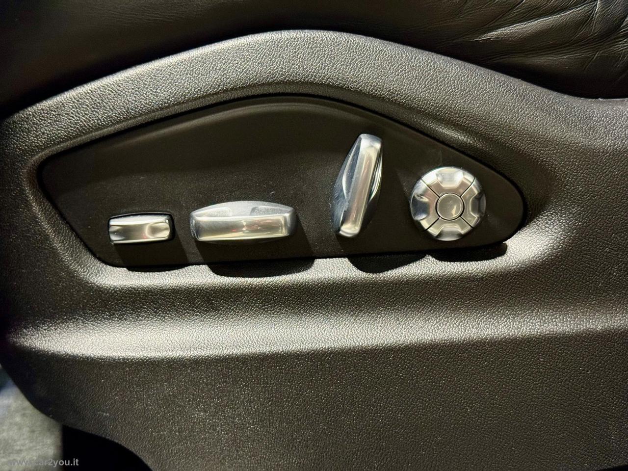 PORSCHE Cayenne Coupé 3.0 V6 E-Hybrid