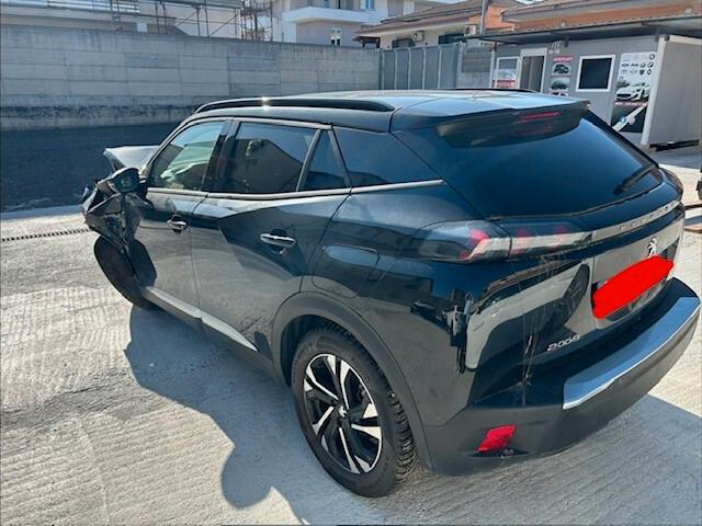 Peugeot 2008 BlueHDi 130 S&S EAT8 Allure sinistrata incidentata