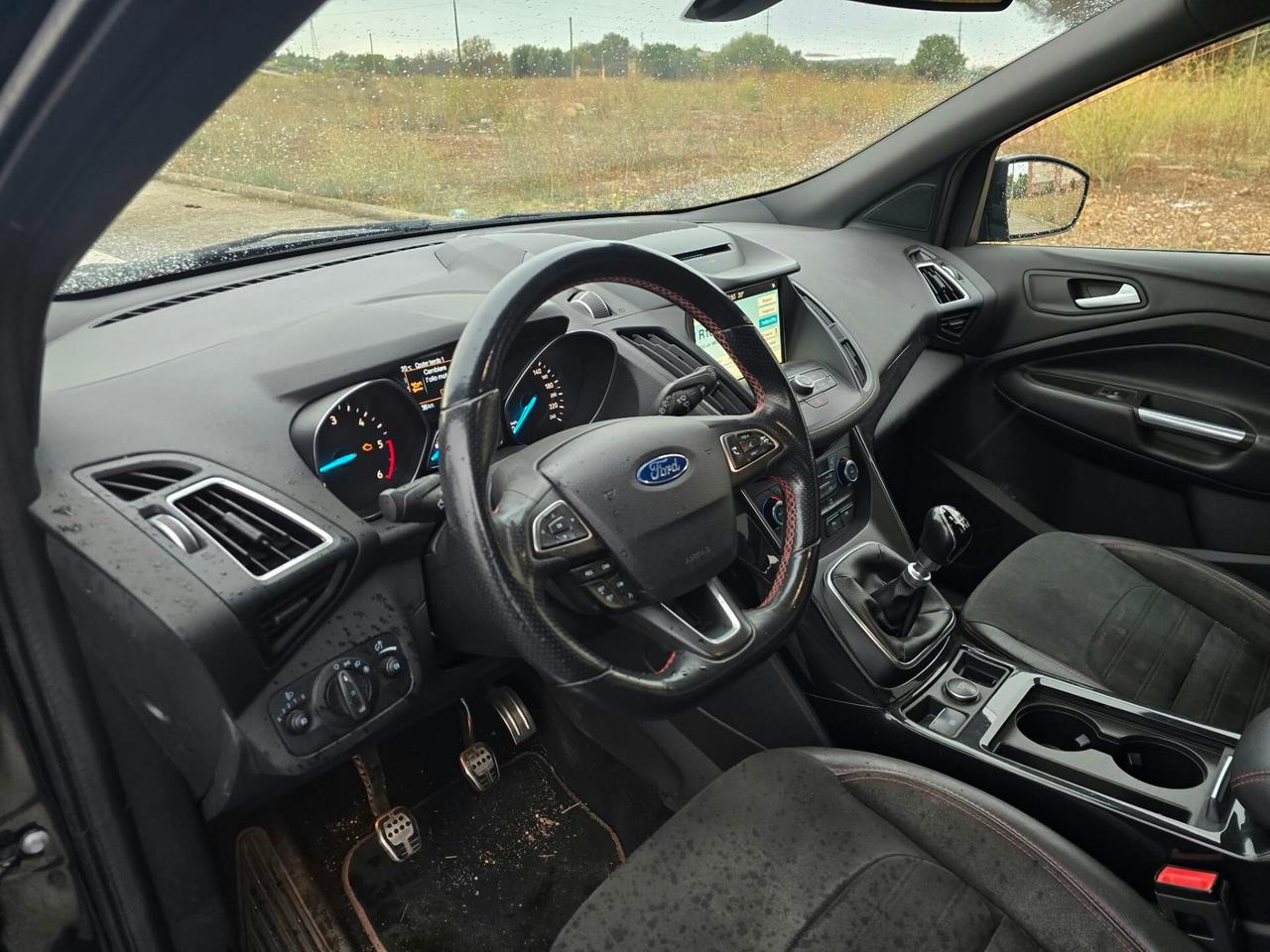 Ford Kuga 1.5 TDCI 120 CV S&S 2WD ST-Line