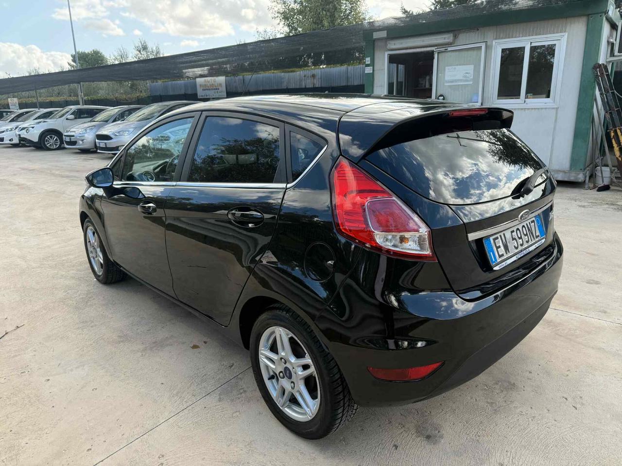 Ford Fiesta 1.4 5p. Bz.- GPL Titanium 163000KM 2013