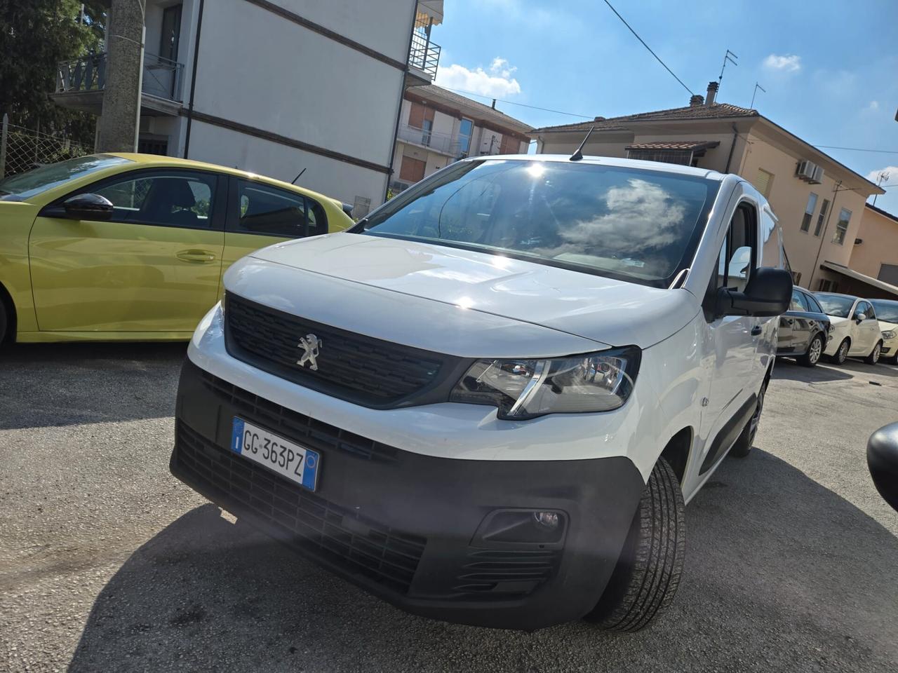 PEUGEOT PARTNER BLUE HDI 1.5 102 cv IVA DETRAIBILE -PROMO OTTOBRE GA FIN&SAFE-
