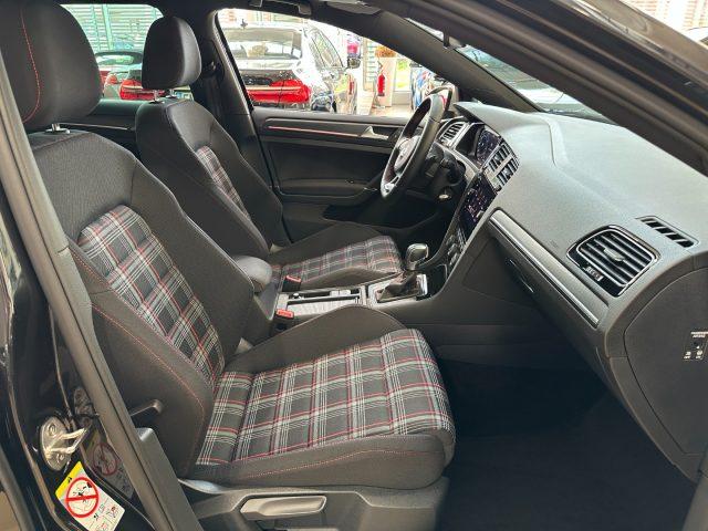 VOLKSWAGEN Golf GTI Performance 2.0 TSI DSG - 19" - Led Matrix - Navi