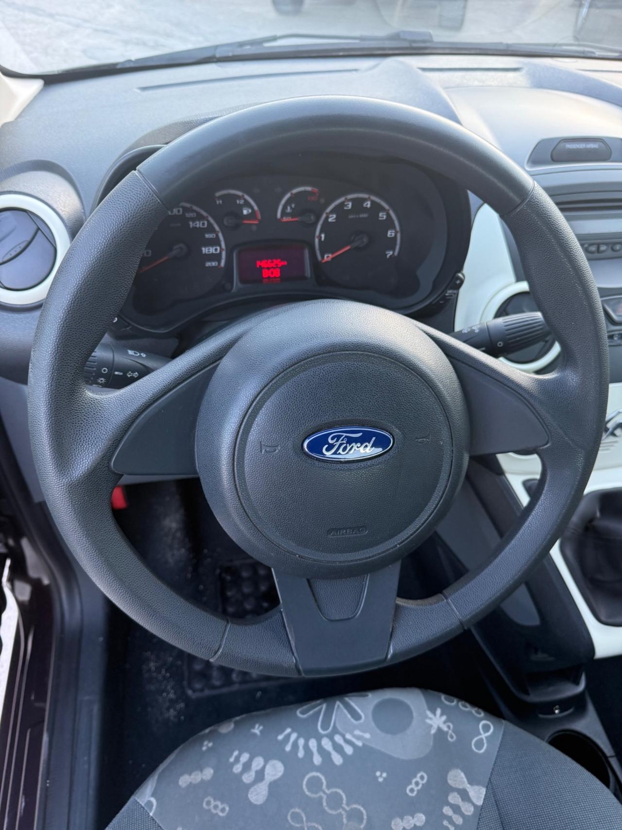 Ford Ka Ka+ 1.2 8V 69CV Titanium