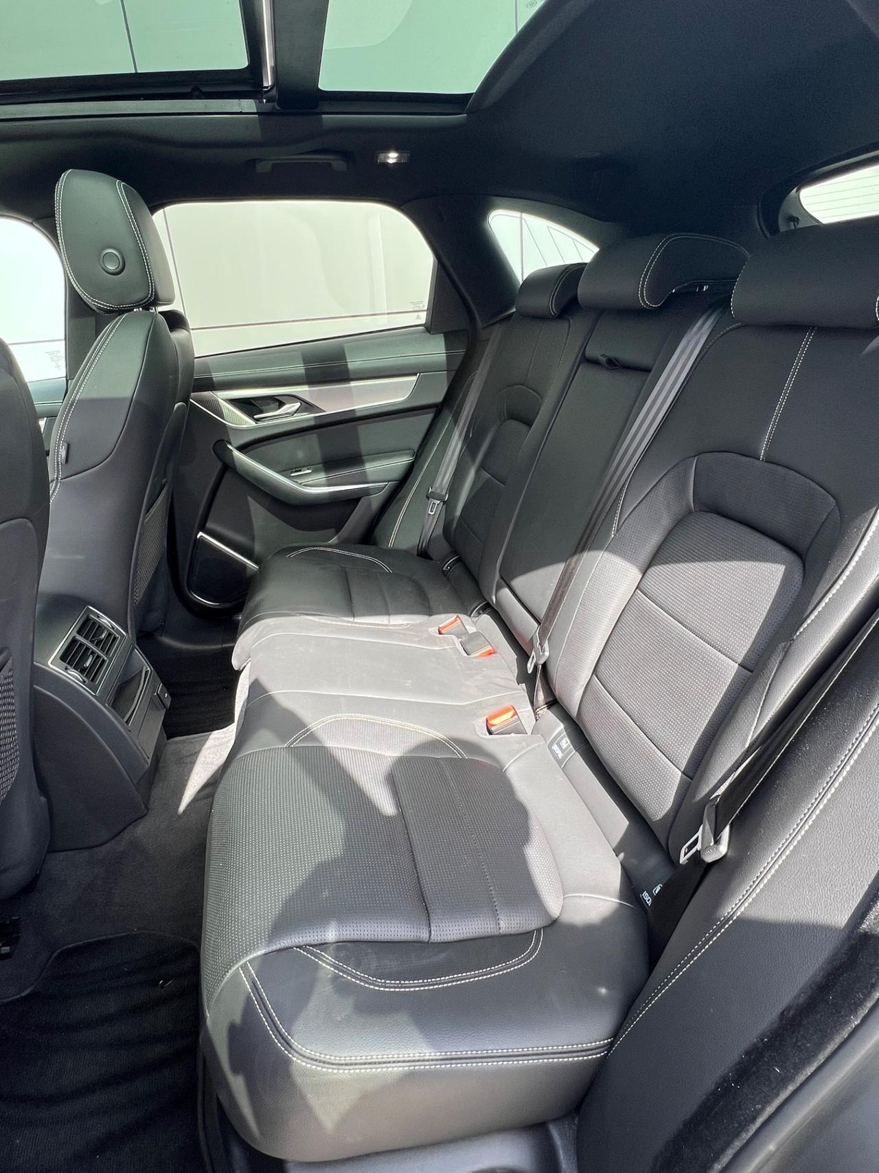 Jaguar F-Pace phev R-Dynamic S possibilità noleggio noscoring