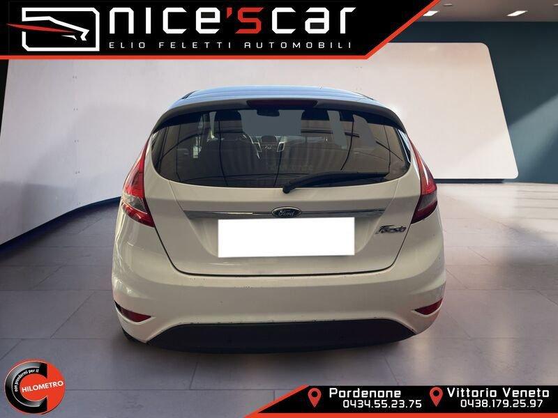 Ford Fiesta 1.4 TDCi 70CV 5 porte Titanium