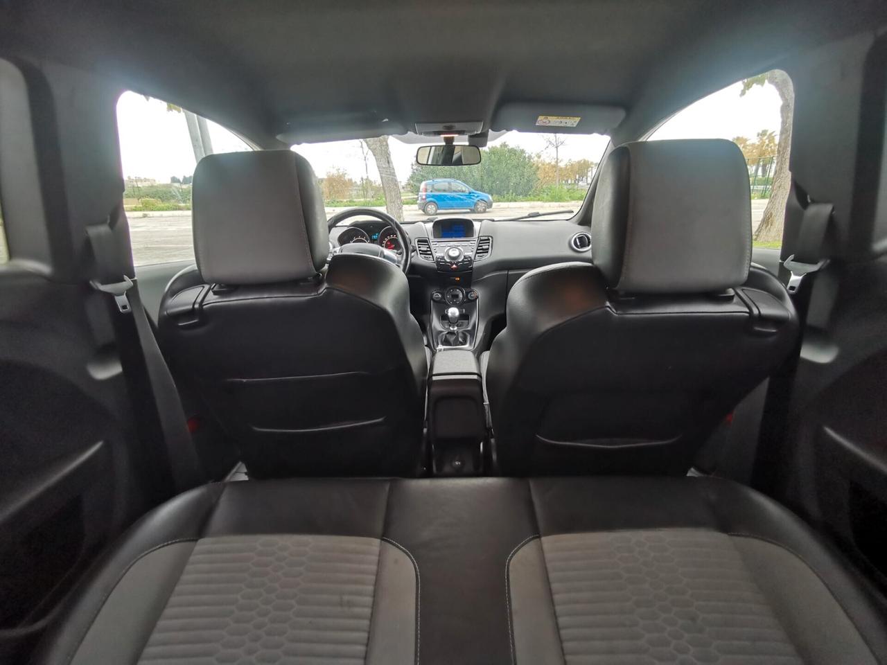 Ford Fiesta 1.6 182CV 3 porte ST - 2015