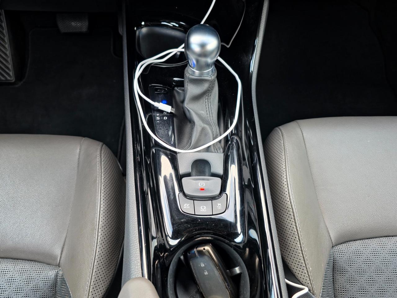 Toyota C-HR 2.0 Hybrid E-CVT Lounge CV-152 E6 Automatico 2021