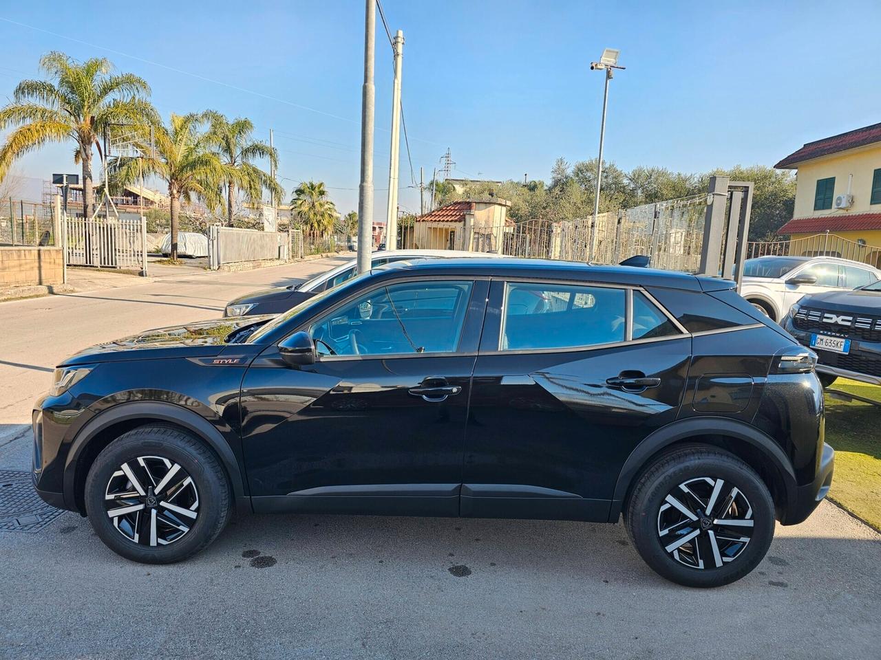 Peugeot 2008 PureTech 100 S&S Style KM 0