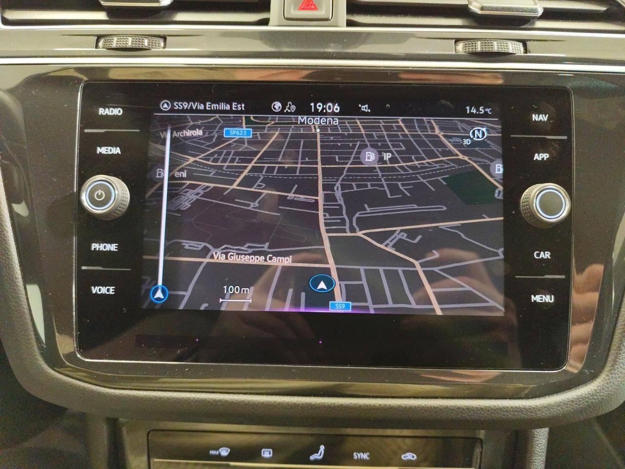 Volkswagen Tiguan 2.0 tdi R-Line 150cv