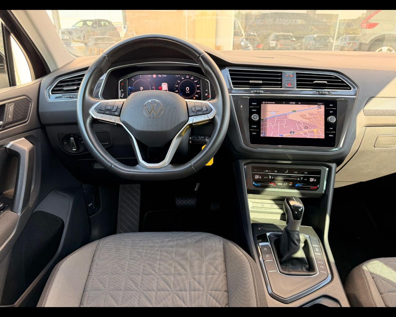 VOLKSWAGEN TIGUAN 2.0 TDI LIFE DSG