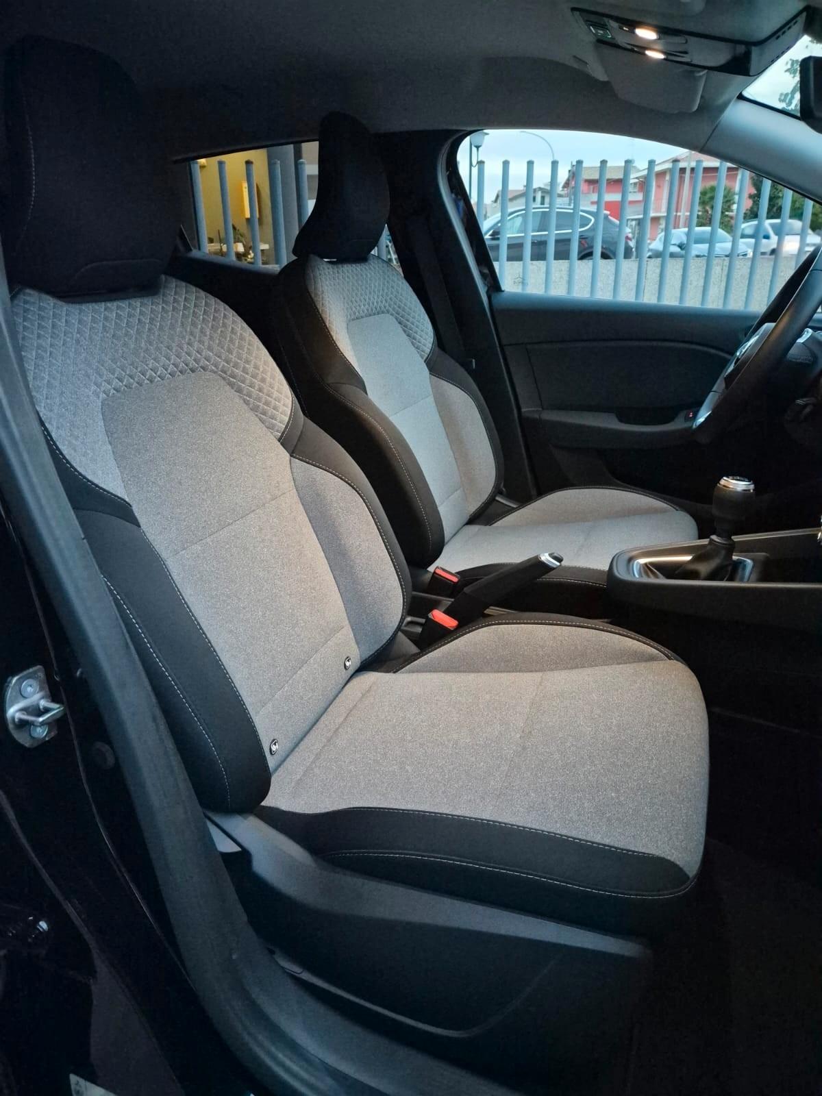 Mitsubishi Colt 1.0L turbo 90 CV Intense