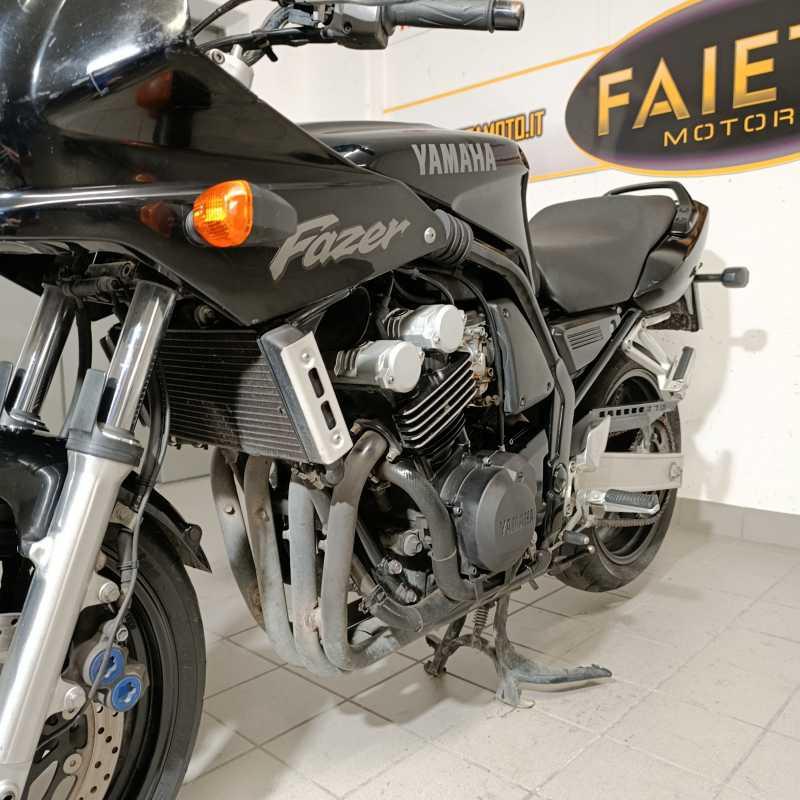 Yamaha FZS 600 Fazer - 2000