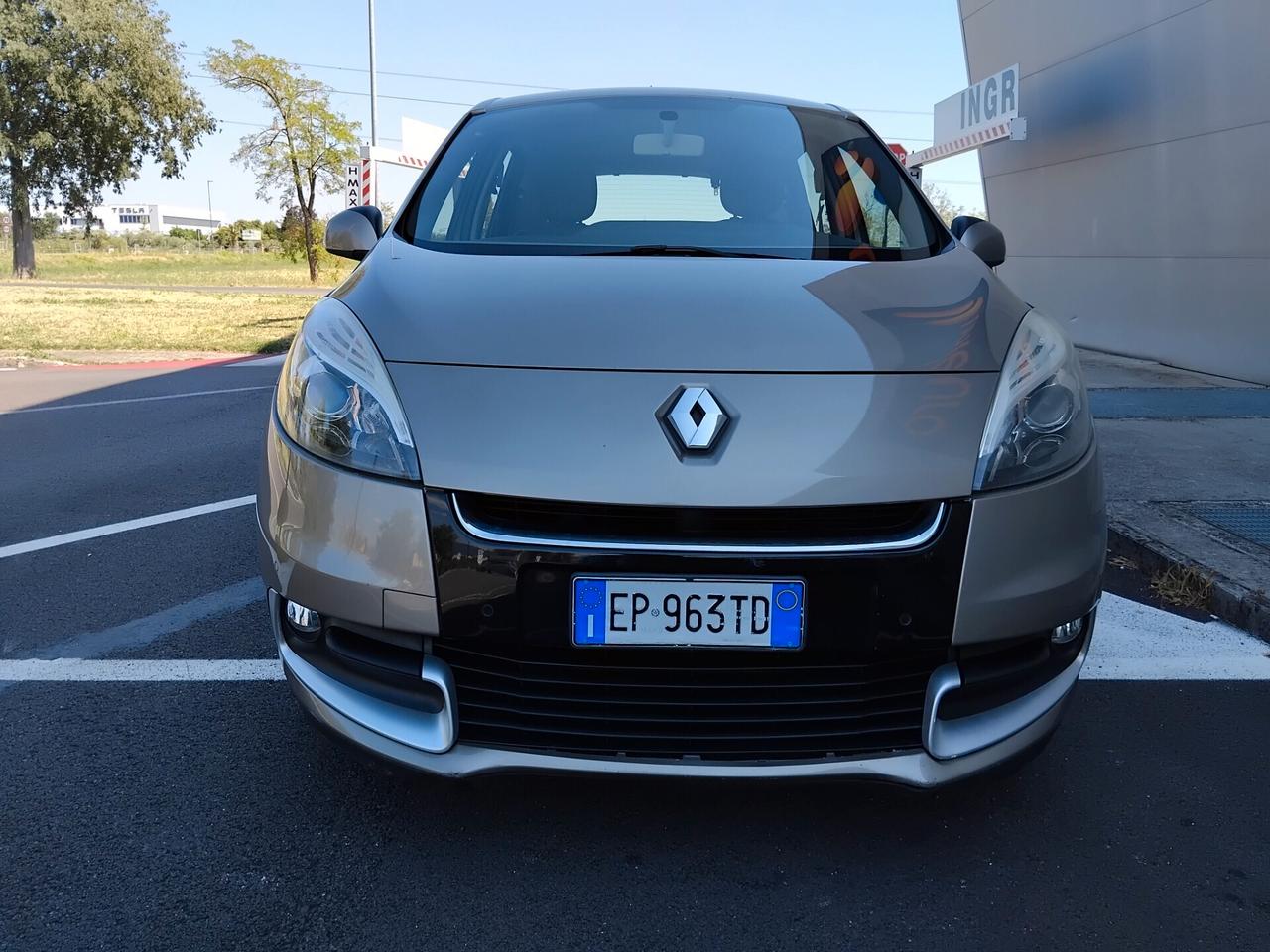 Renault Scenic 1.5 diesel garanzia