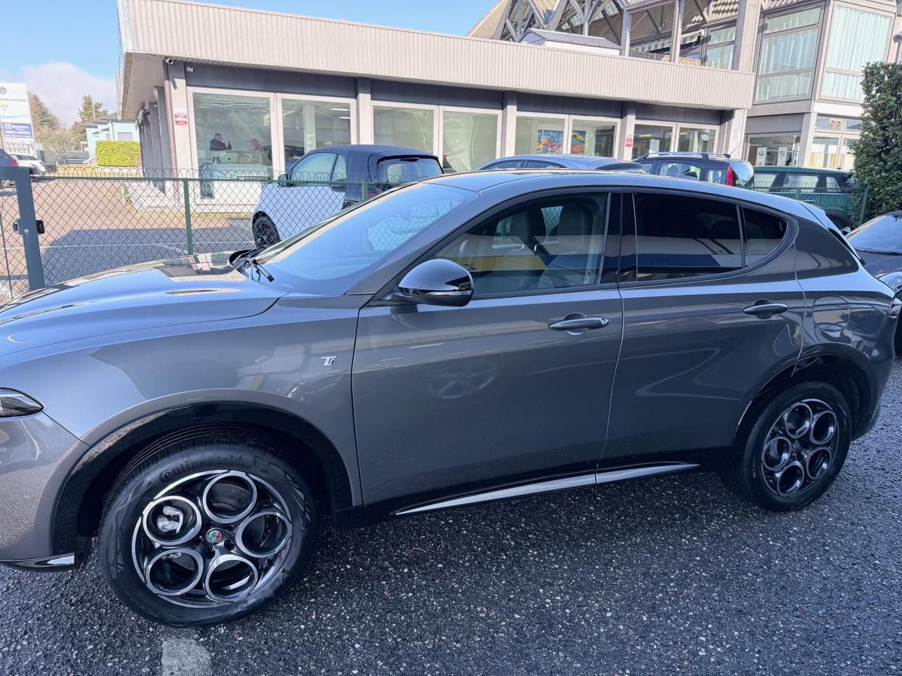 Alfa Romeo Tonale 1.3 phev Ti Q4 280cv at6