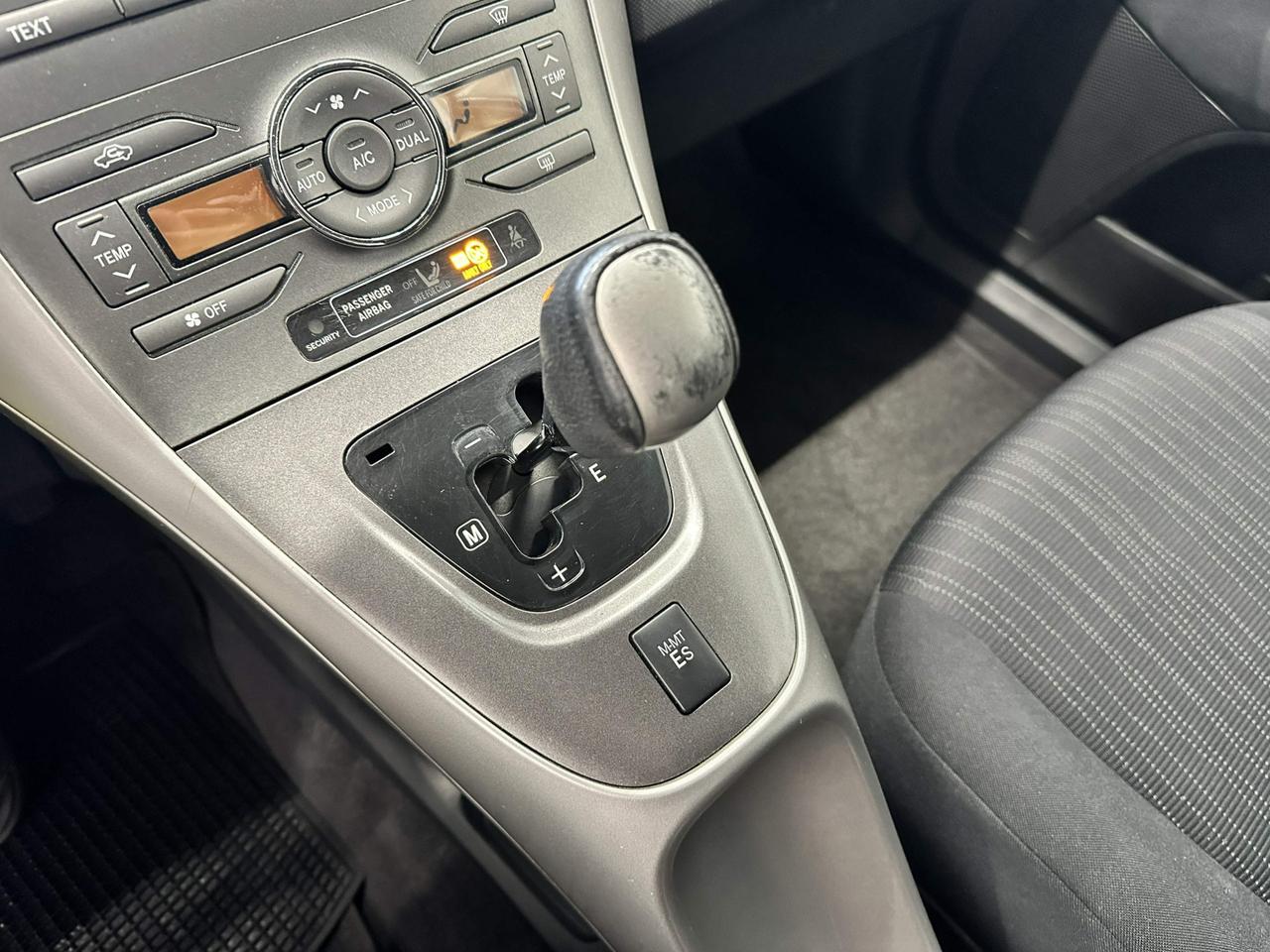 Toyota Auris 5p 1.4 d-4d Sol m-mt