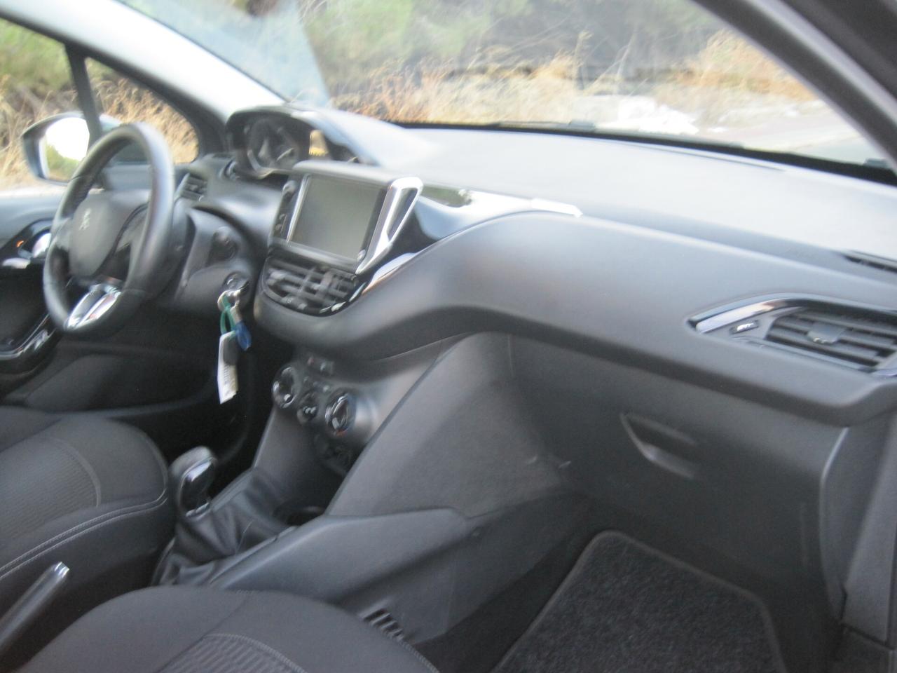 Peugeot 208 PureTech 82 5 porte Active