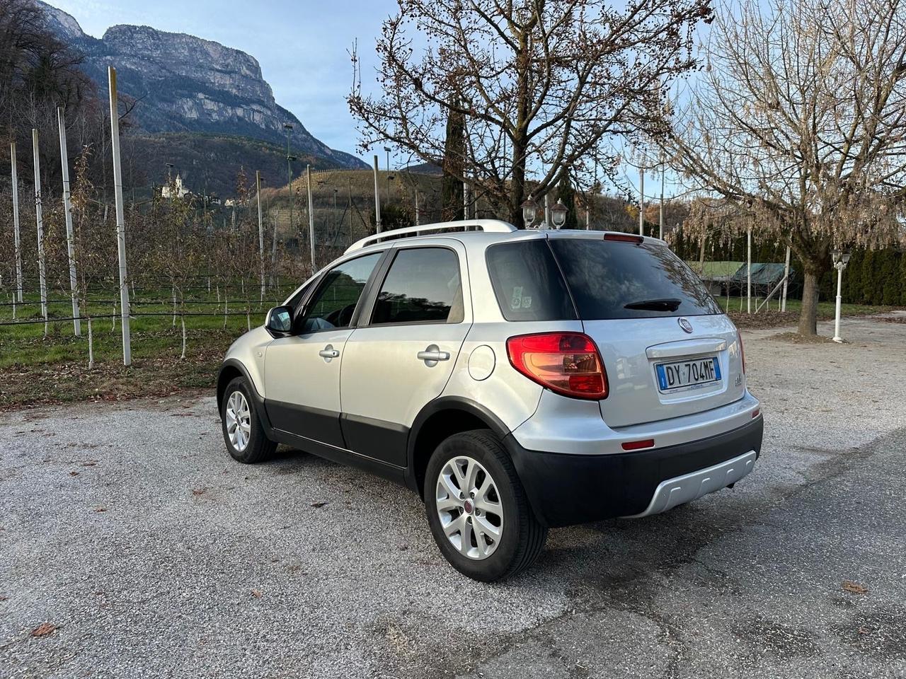 Fiat Sedici 2.0 MJT 16V DPF 4x4 Emotion