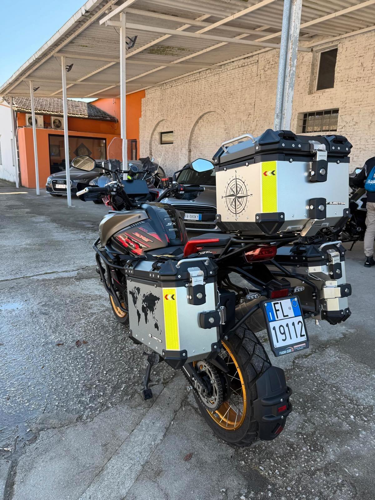 Qj Motor SRT 800 SX - GARANZIA CASA MADRE - FULL OPTIONAL - PARI AL NUOVO