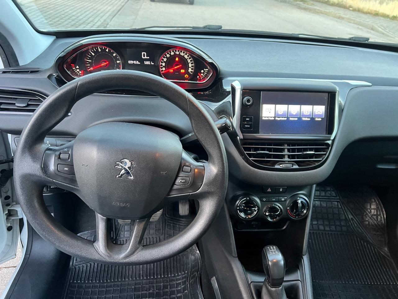 Peugeot 208 1.2 PureTech 68 5p Active 2015