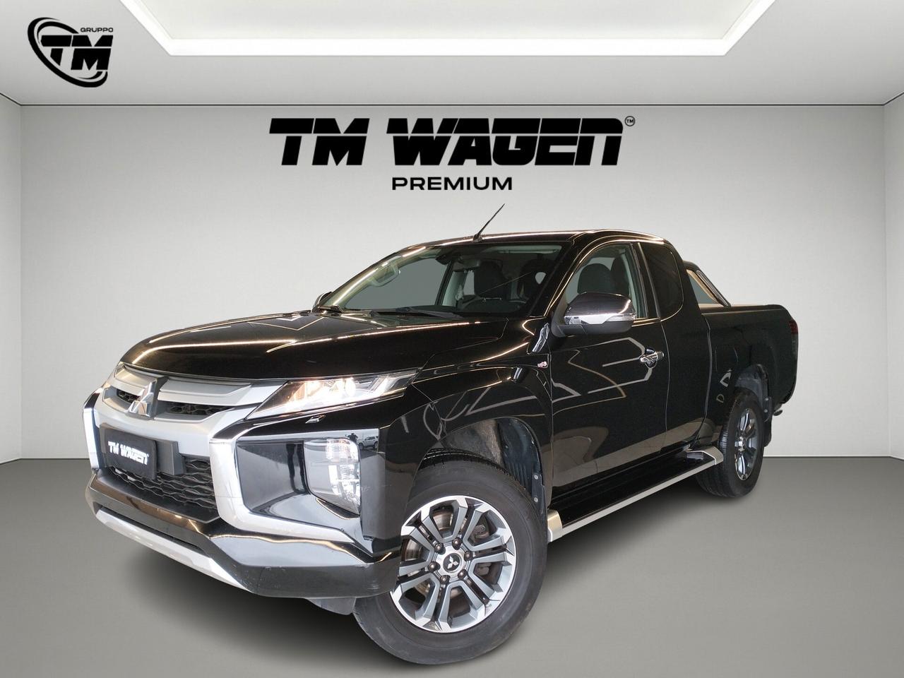 Mitsubishi L200 d.cab 2.3d Hurricane 4wd 150cv - 4x4 IVA ESCLUSA