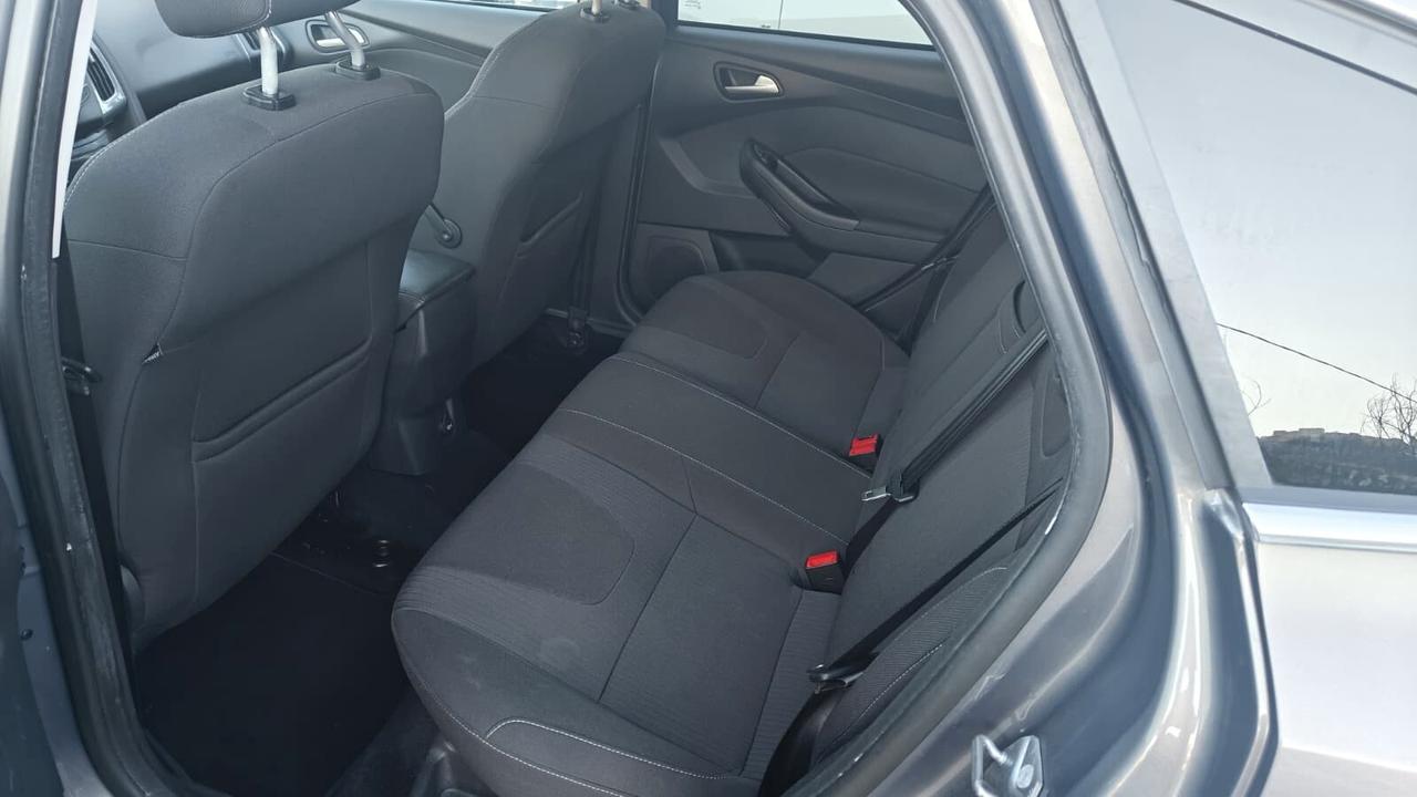 Ford Focus 1.6 TDCi 115CV 5p. Titanium