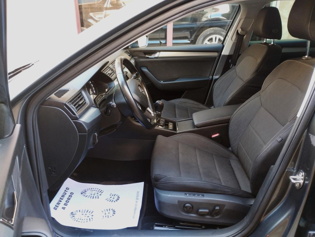 Skoda Superb 2.0 TDI DSG Wagon Style