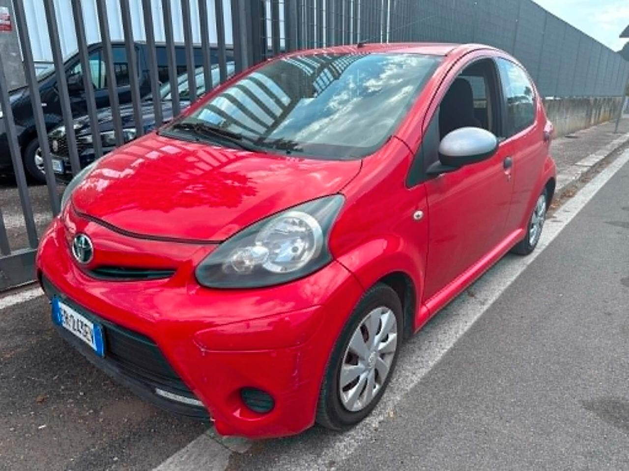 Toyota Aygo 1.0 12V VVT-i 5 porte Active Connect