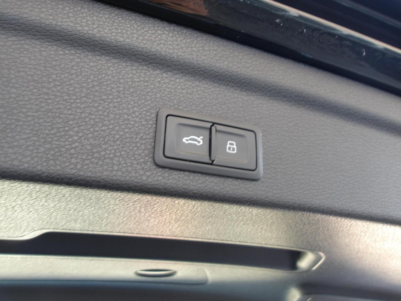 AUDI Q3 Sportback 35 2.0 tdi S line quattro