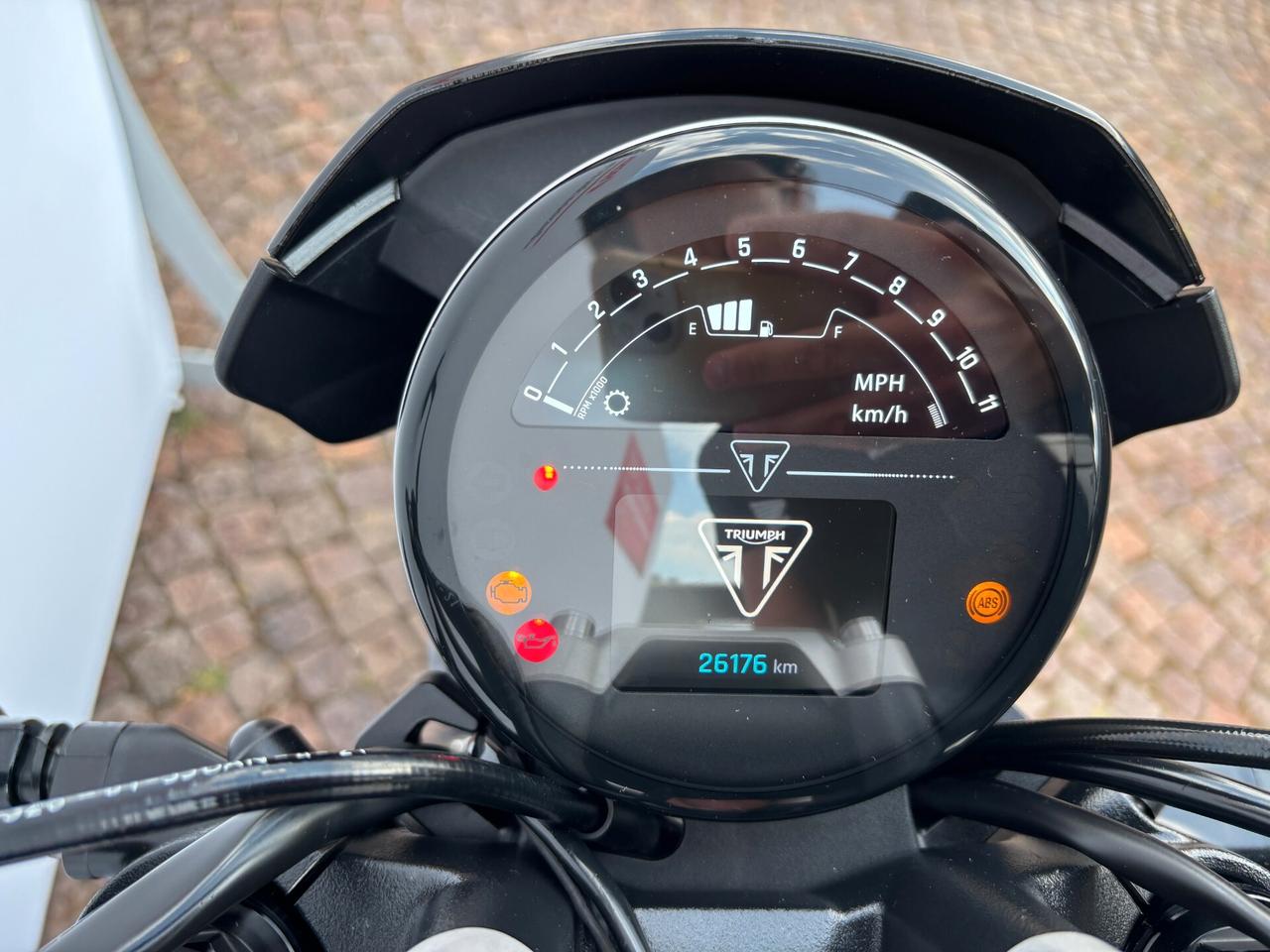Triumph Trident 660