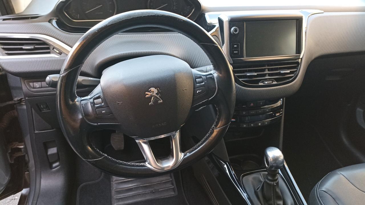 Peugeot 2008 BlueHDi 120 S&S Allure