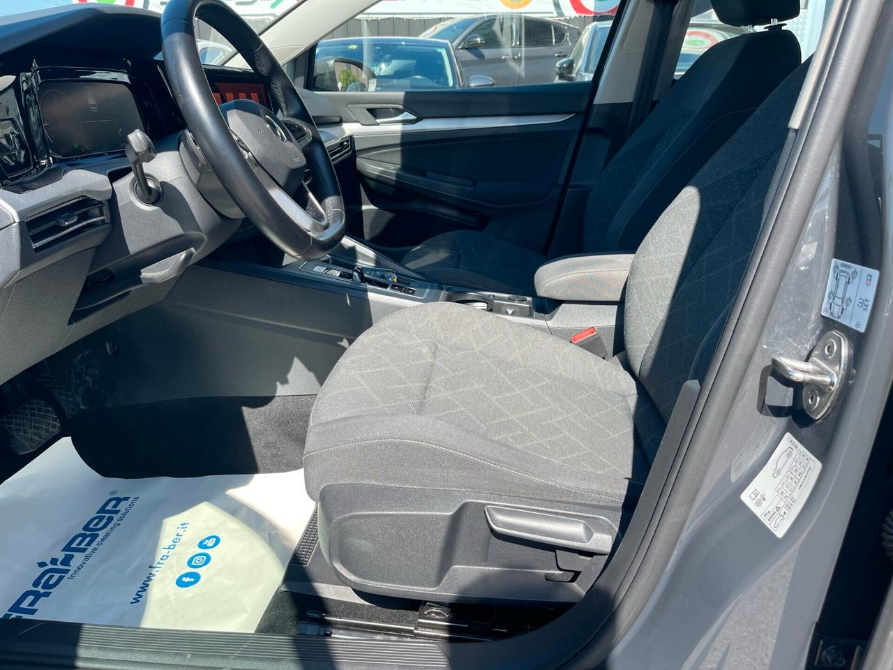 Volkswagen Golf 1.0 eTSI EVO DSG Life