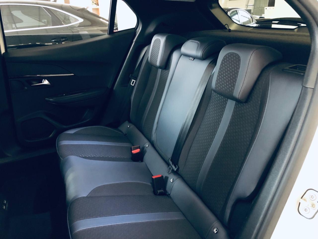 Peugeot 2008 1.5HDi TETTO -TELECAMERA PELLE Allure