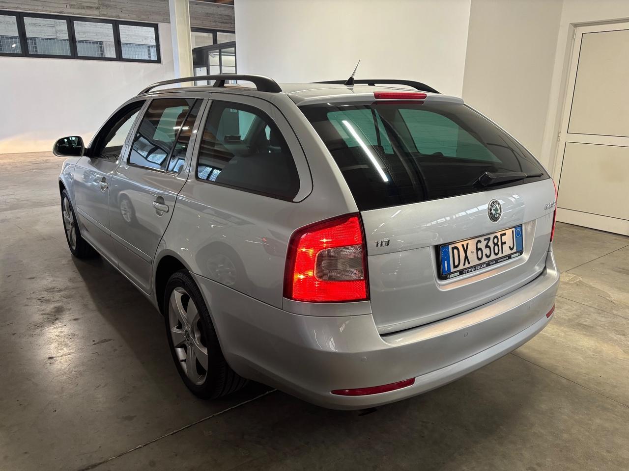 Skoda Octavia 1.6 TDI SW elegance
