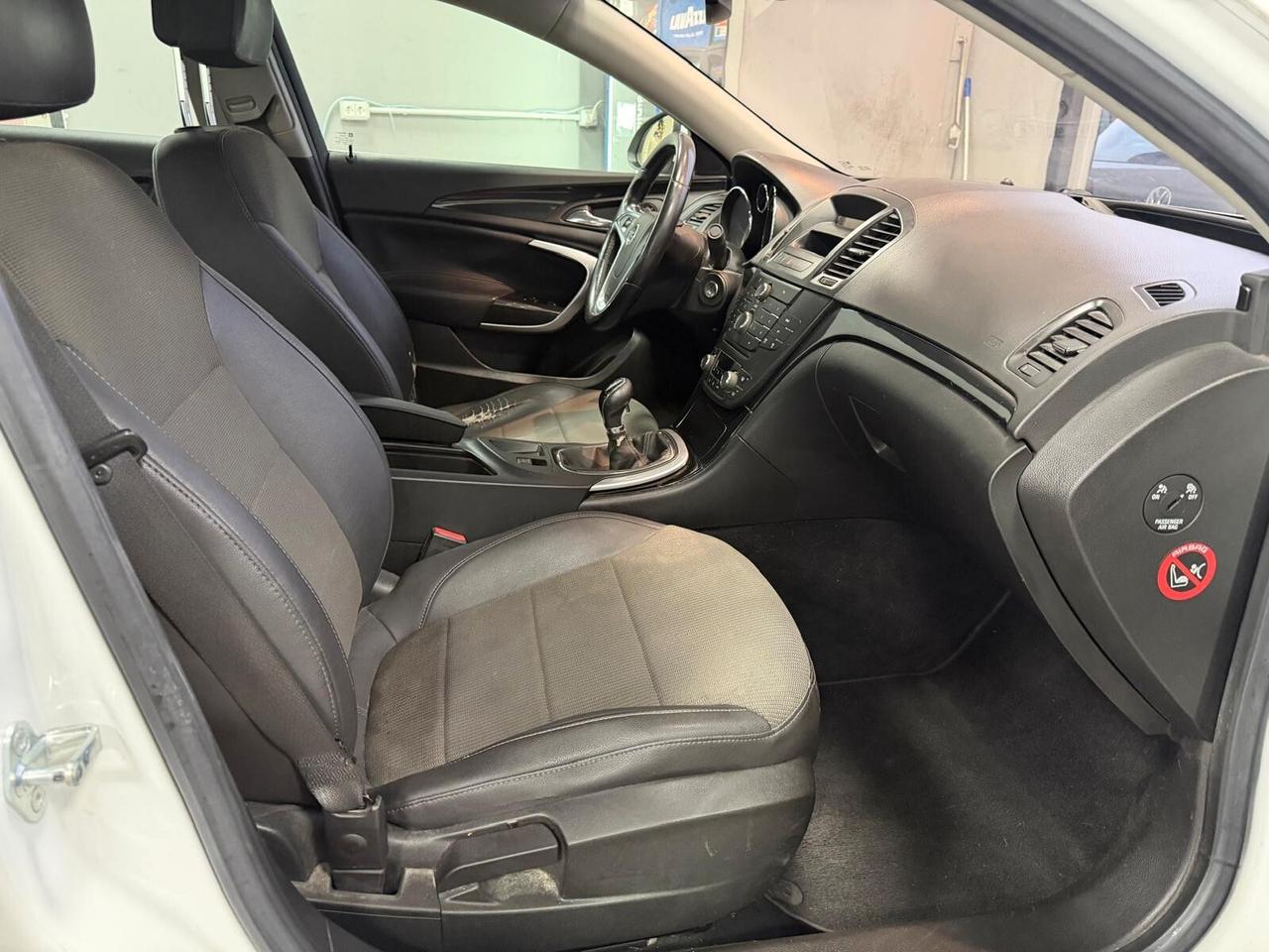 Opel Insignia 1.6 Turbo 180CV 4 porte Cosmo