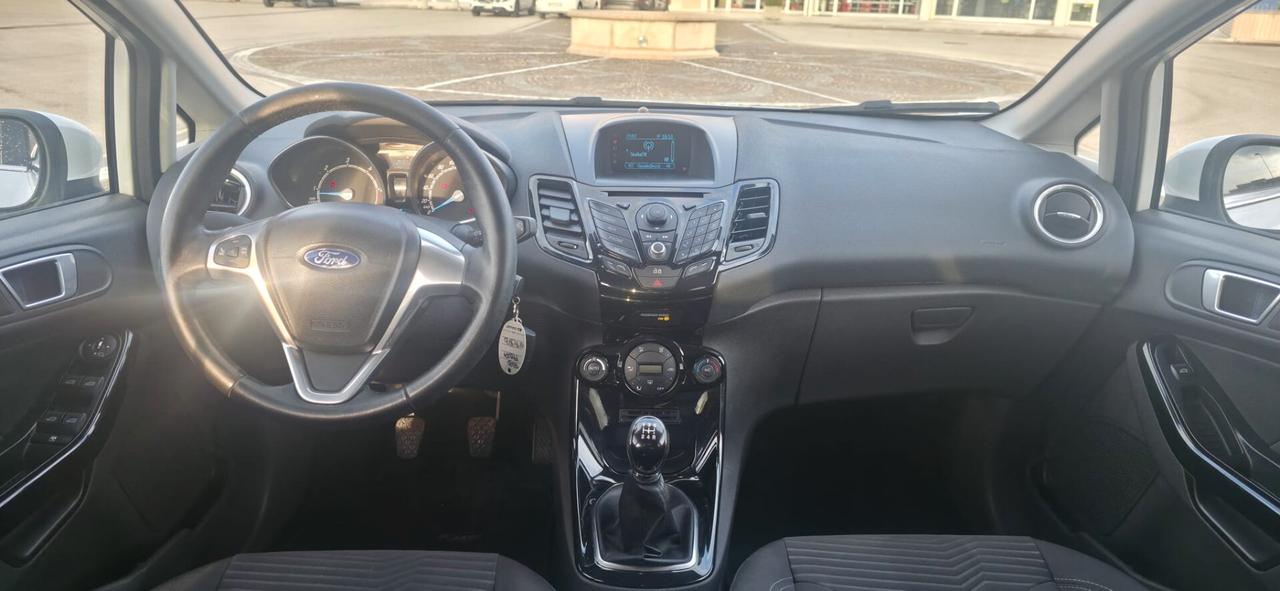 Ford Fiesta 1.6 TDCi 95CV 5 porte Individual