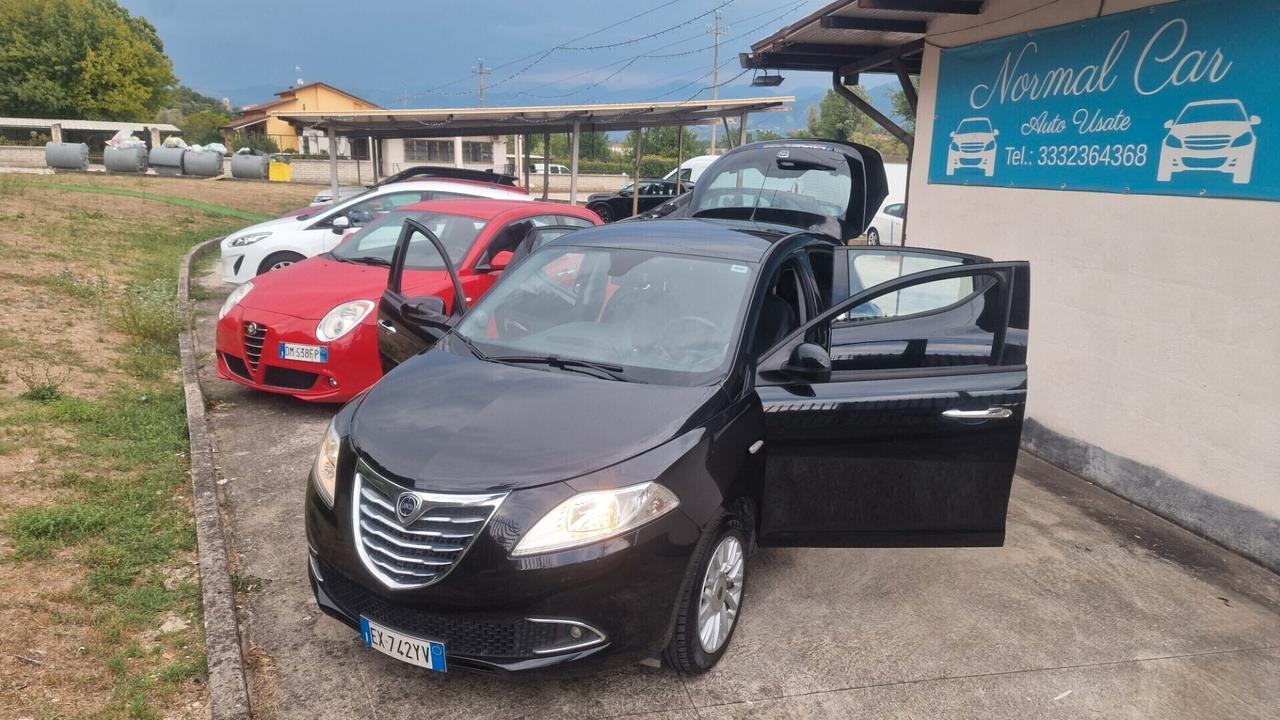 Lancia Ypsilon 1.2 69 CV 5 porte GPL Ecochic Gold