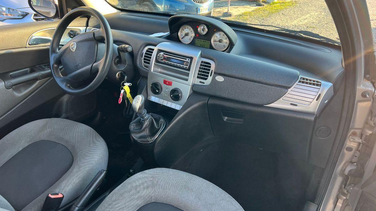LANCIA - Ypsilon 1.2 8v New Oro (oro)