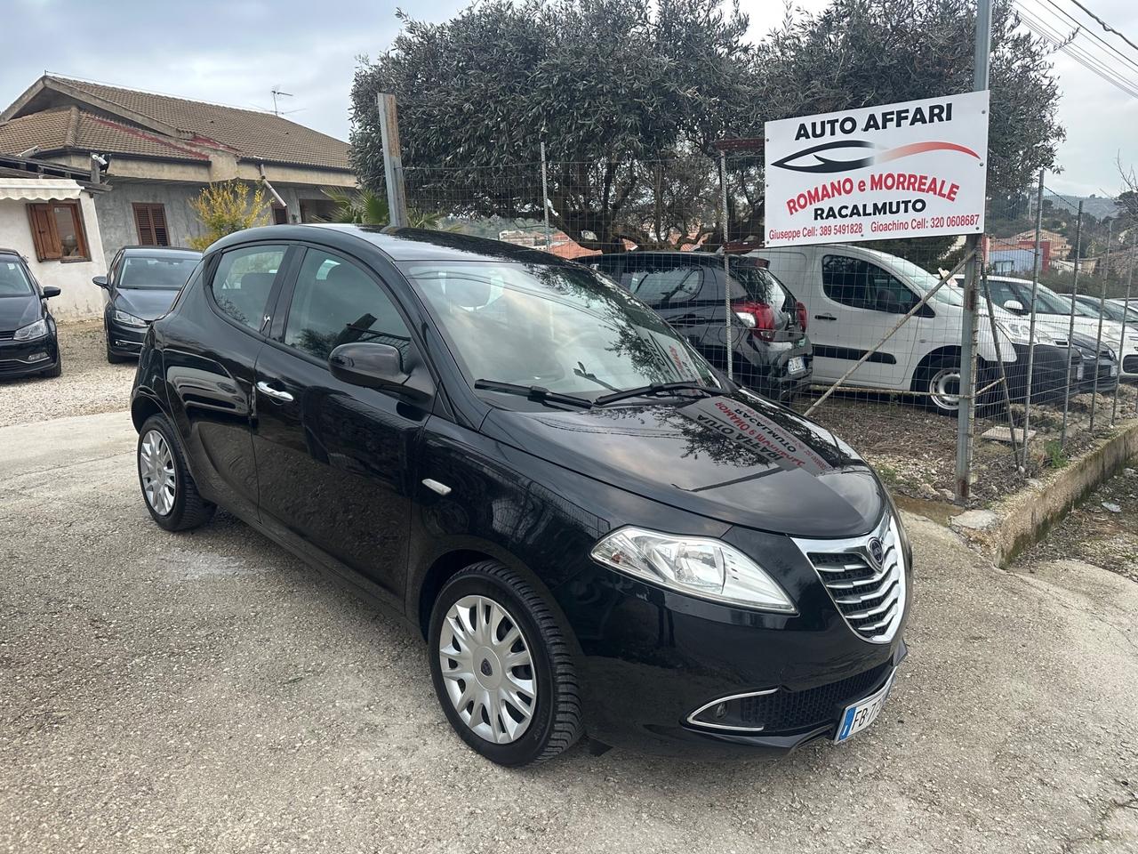 Lancia Ypsilon 1.3 MJT 16V 95 CV 5 porte S&S Silver