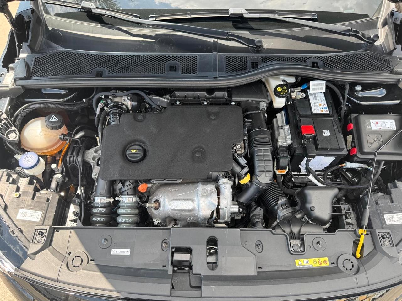 OPEL CORSA 1.5 D 100cv 2023 con 16.000km