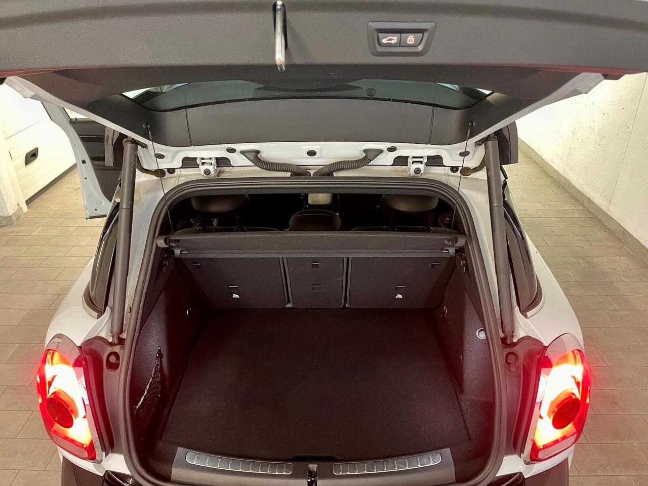 Mini Cooper SD Countryman 2.0 Hype Automatica