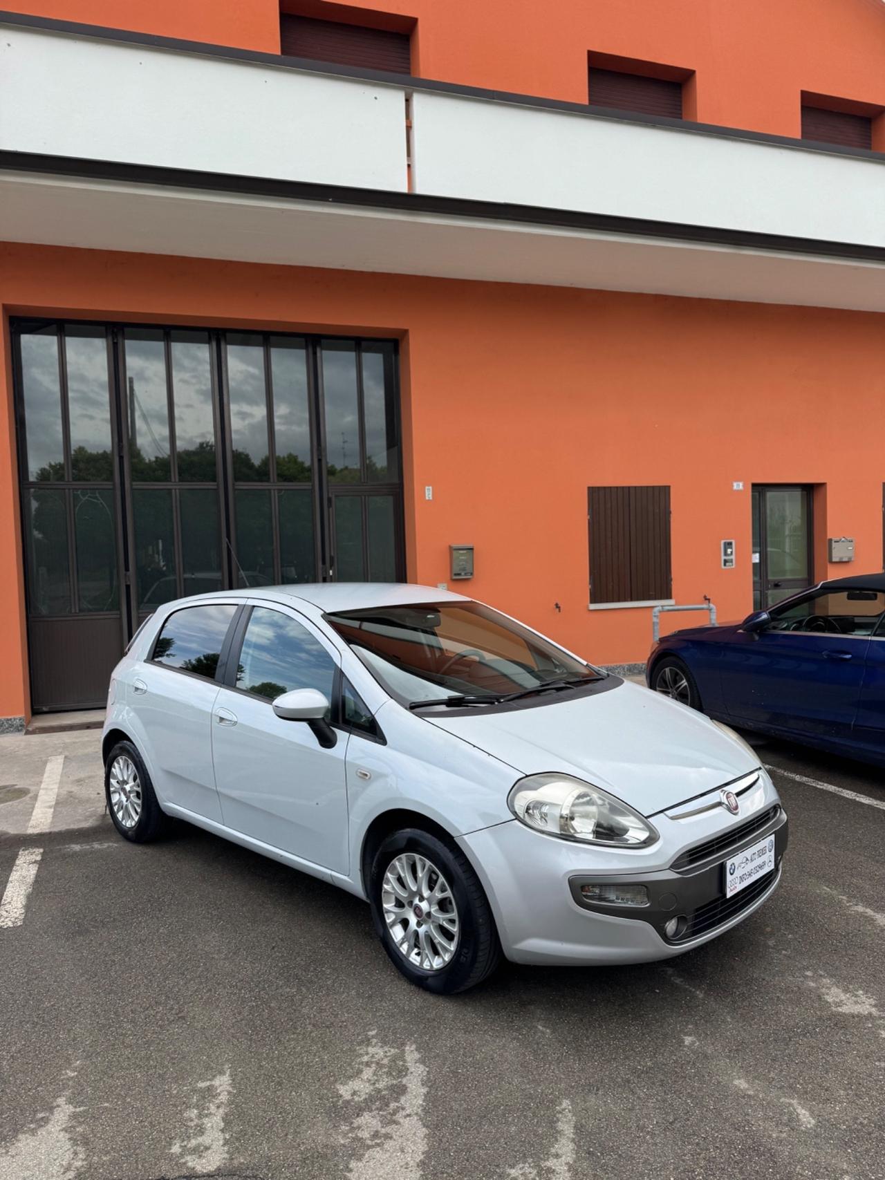 Fiat Punto Evo 1.2 benzina 5 porte adatta a neopatentati