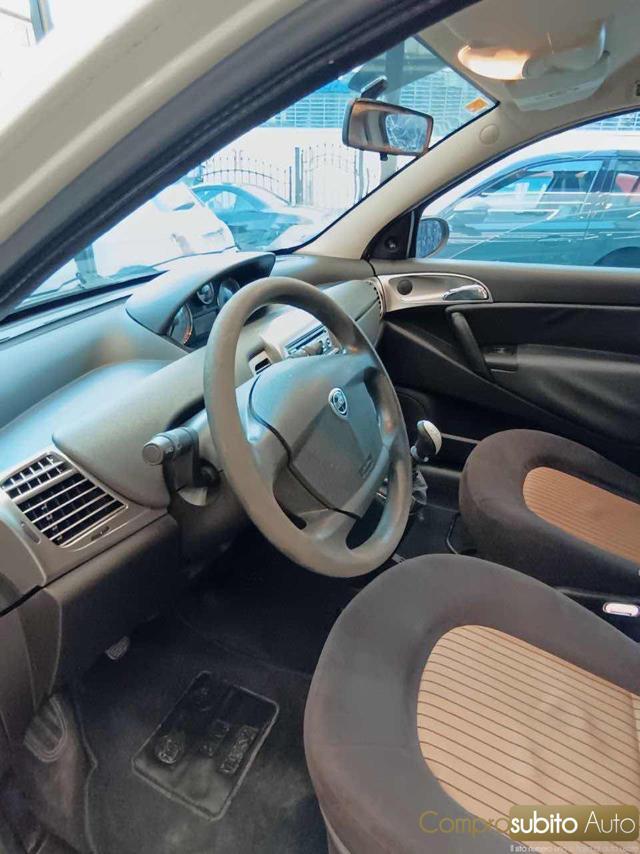 LANCIA Ypsilon 1.2 Argento