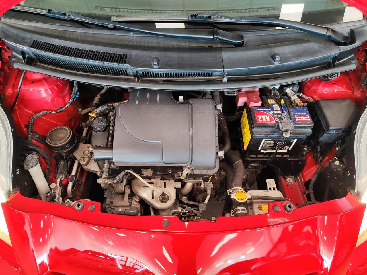 Toyota Yaris 1.0 5 porte -SOLO 111.000 KM!-