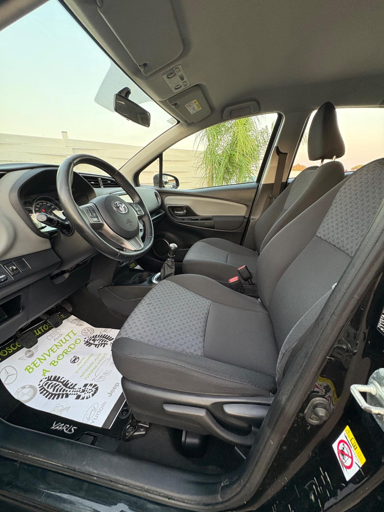 Toyota Yaris 1.4 D-4D 5 porte unico proprietario adatta a neopatentati