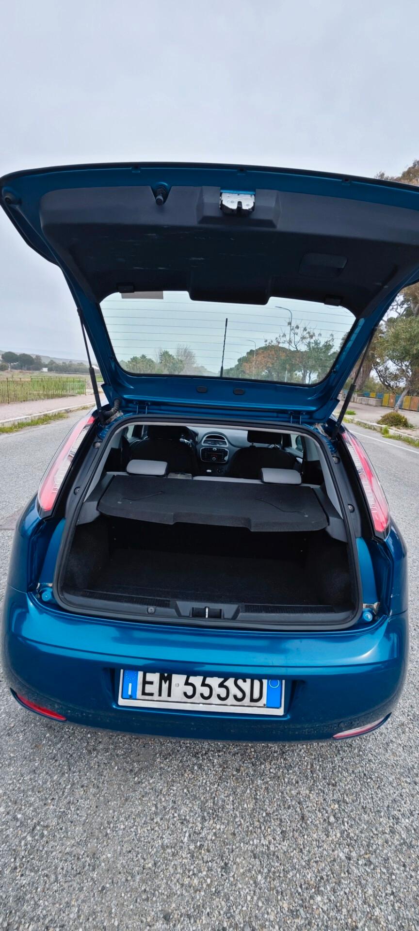 Fiat Punto 1.4 8V 3 porte Easypower Virgin Radio